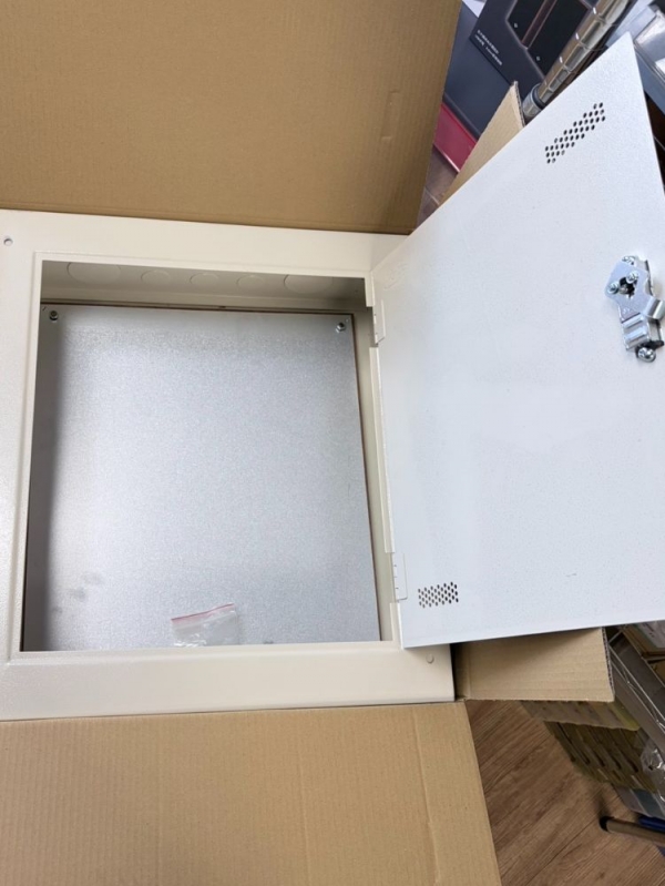 上典牌  電信配線箱 (弱電箱) 鐵  寬W450* 高H500* 深D120mm